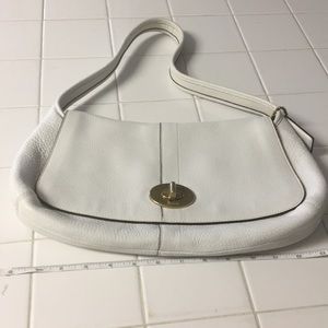 White pebble COACH PURSE. Authentic all leather